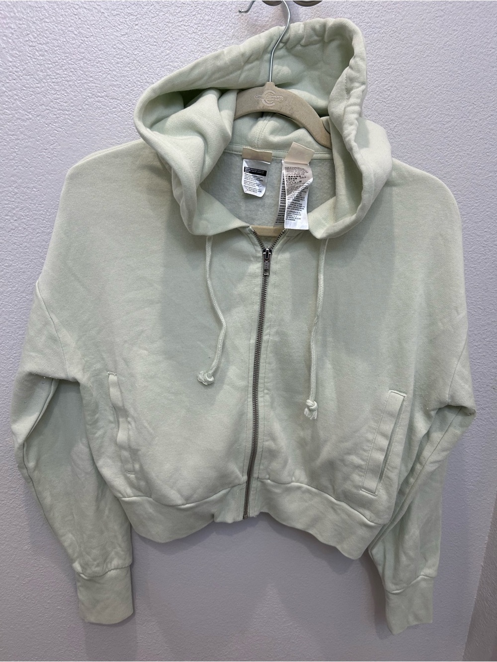 Levi’s Cropped Full Zip Sweatshirt
